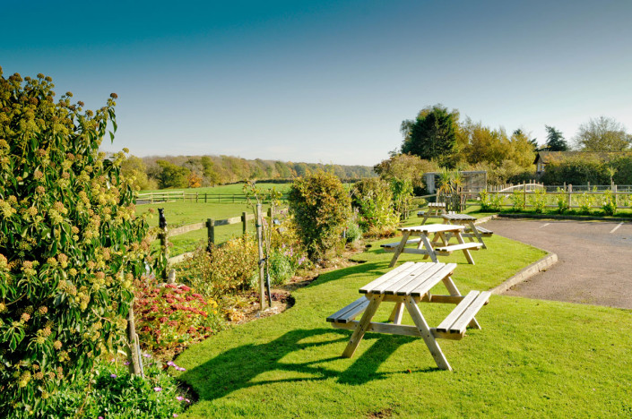 The White Hart Inn Ufton Seating and ample parking